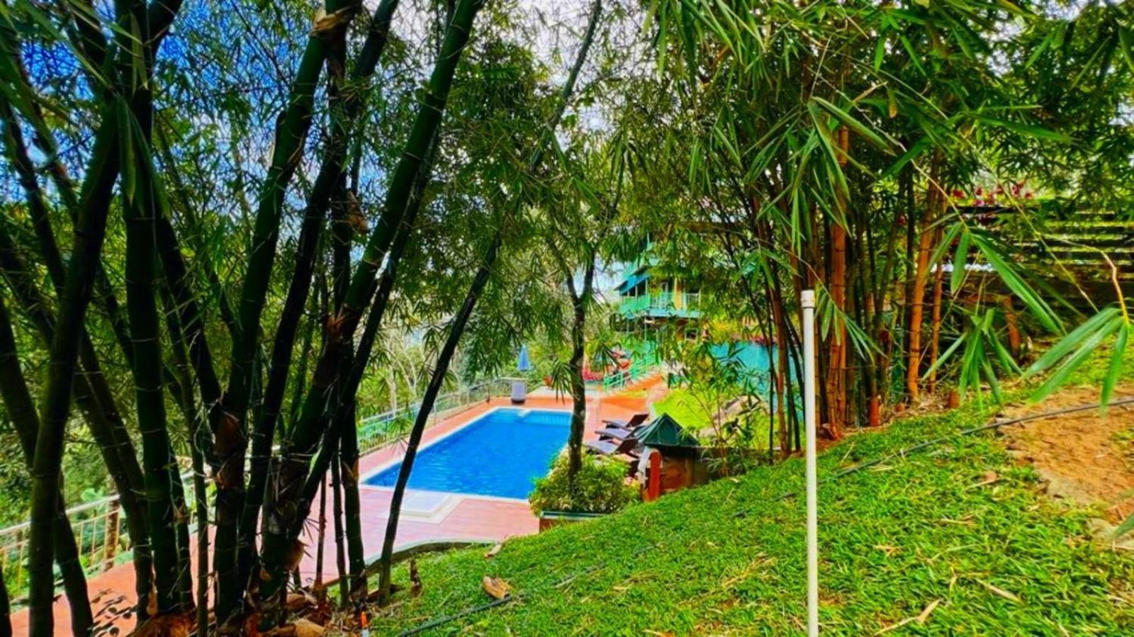 แบมบู เดล รีสอร์ต Hotel มุนนาร์ ภายนอก รูปภาพ